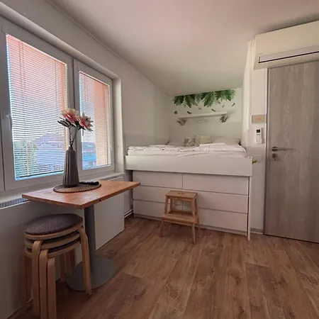 Apartmany Marco Polo Lednice Exterior photo