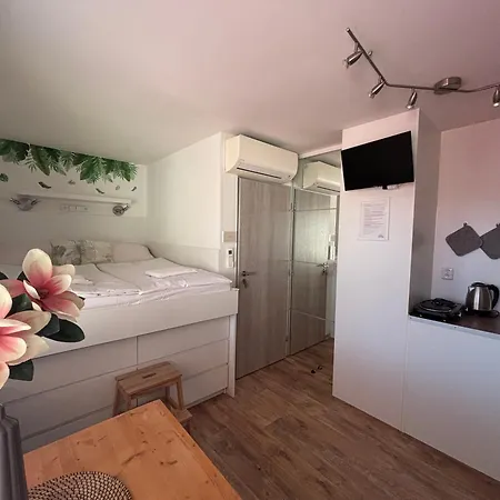 Apartmany Marco Polo Lednice Exterior photo